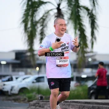 Runner Photo 7901102
