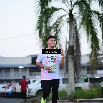 Runner Photo 7901116
