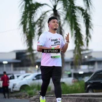 Runner Photo 7901117