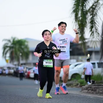 Runner Photo 7901146