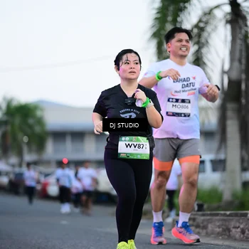 Runner Photo 7901154
