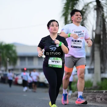 Runner Photo 7901159