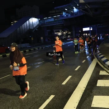 Runner Photo 7901178
