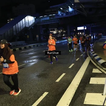 Runner Photo 7901181