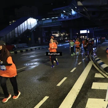 Runner Photo 7901188