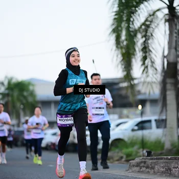 Runner Photo 7901193