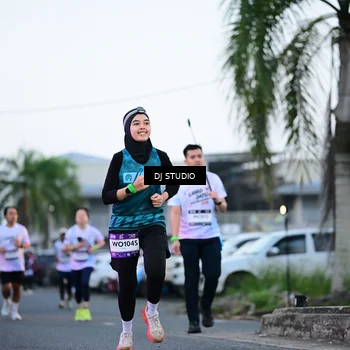 Runner Photo 7901195