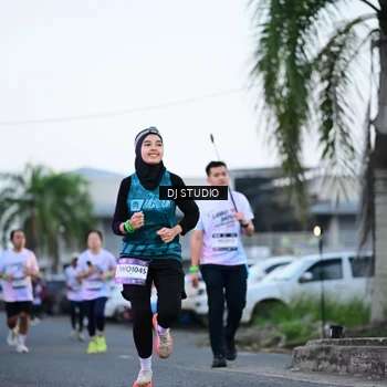 Runner Photo 7901198