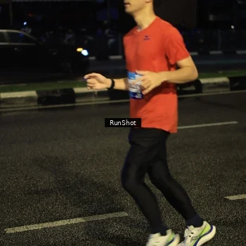 Runner Photo 7901238