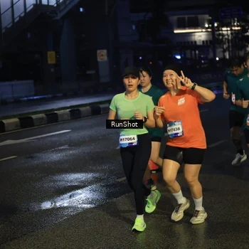 Runner Photo 7901242