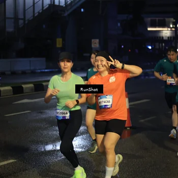 Runner Photo 7901250