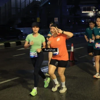 Runner Photo 7901259