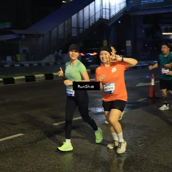 Runner Photo 7901273