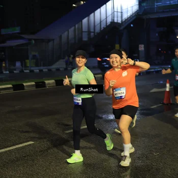 Runner Photo 7901274