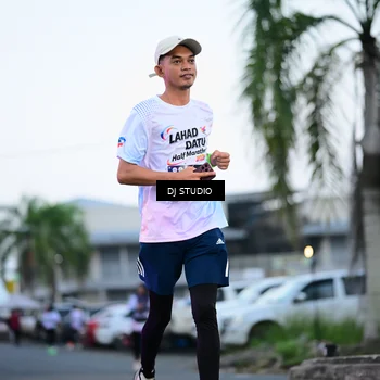 Runner Photo 7901280