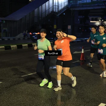 Runner Photo 7901301