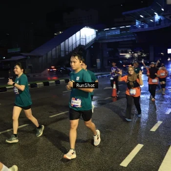 Runner Photo 7901304