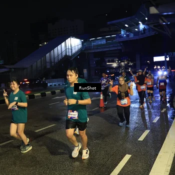 Runner Photo 7901306