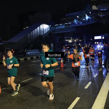Runner Photo 7901310