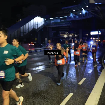 Runner Photo 7901317