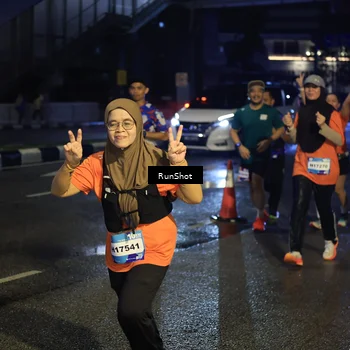 Runner Photo 7901331