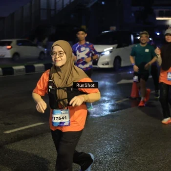 Runner Photo 7901341