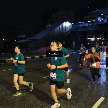 Runner Photo 7901361