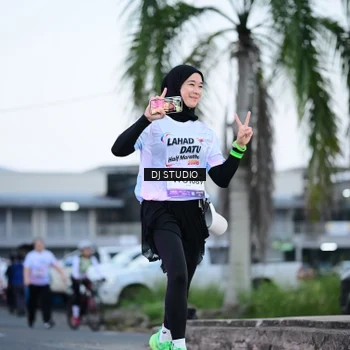 Runner Photo 7901365