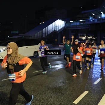 Runner Photo 7901376