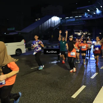 Runner Photo 7901380