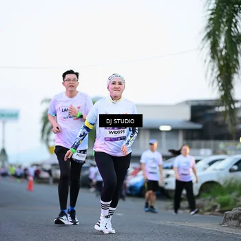 Runner Photo 7901386