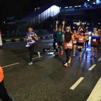 Runner Photo 7901394