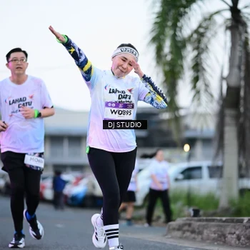 Runner Photo 7901398