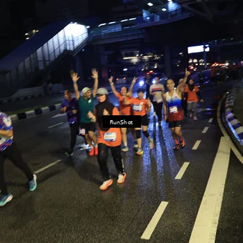 Runner Photo 7901404
