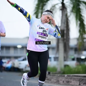 Runner Photo 7901410