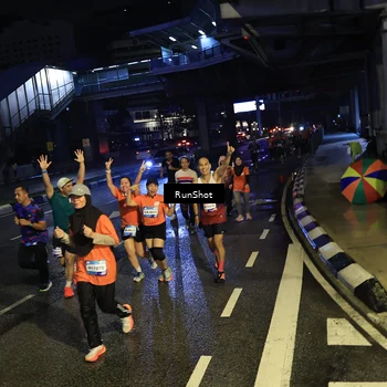 Runner Photo 7901411