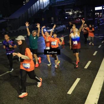Runner Photo 7901426