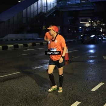 Runner Photo 7901431