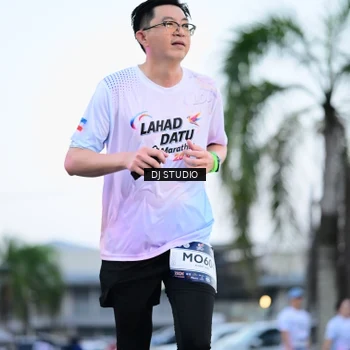 Runner Photo 7901433