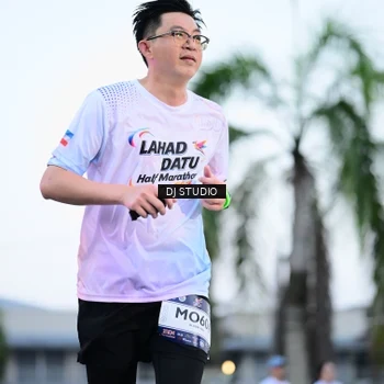 Runner Photo 7901435