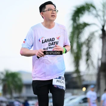 Runner Photo 7901436