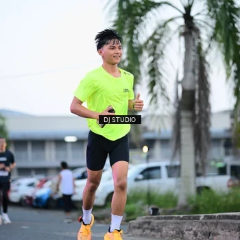 Runner Photo 7901444