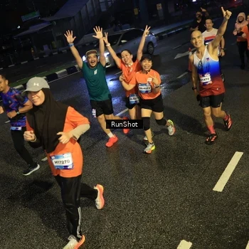 Runner Photo 7901453