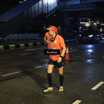 Runner Photo 7901457