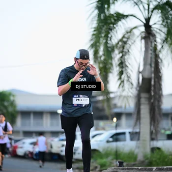 Runner Photo 7901460