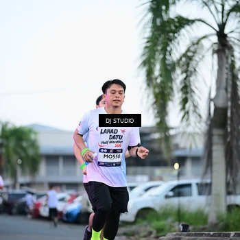 Runner Photo 7901477