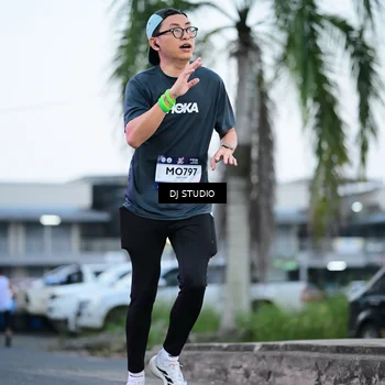 Runner Photo 7901478