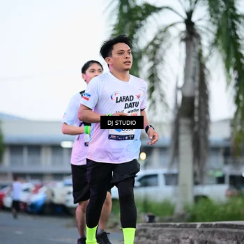Runner Photo 7901491