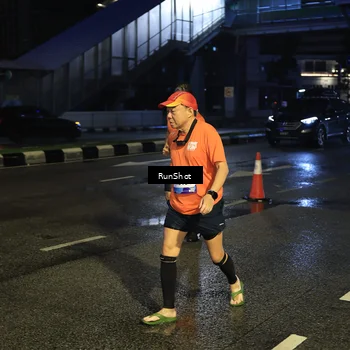 Runner Photo 7901493