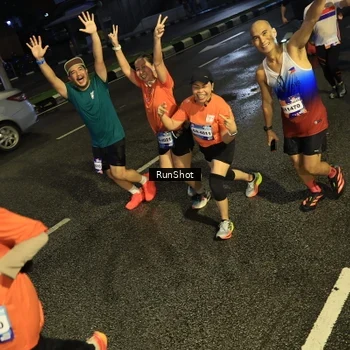 Runner Photo 7901494